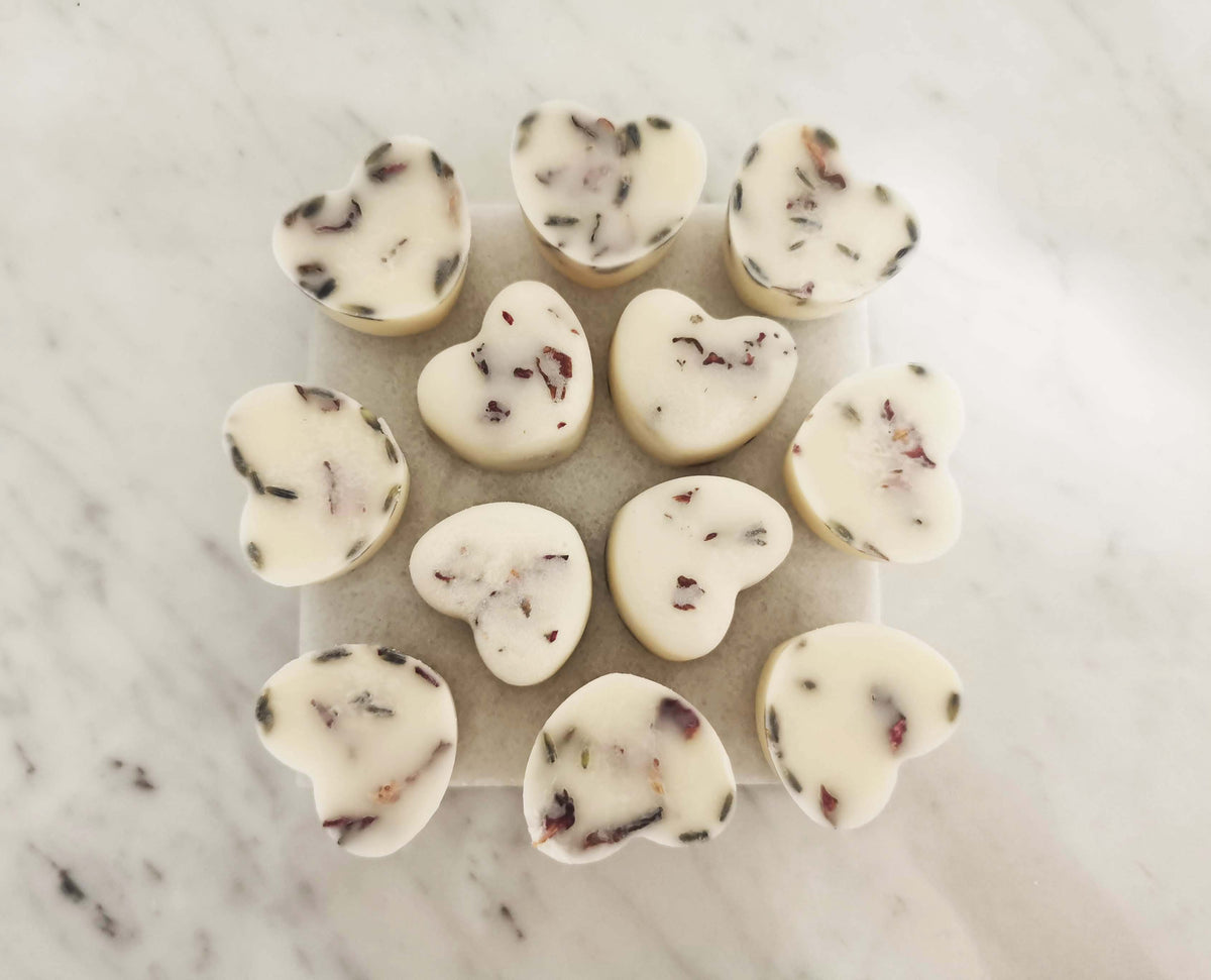 Rose Geranium, Lavender, Ylang Ylang & Vetiver Aromatherapy Naturally Scented Wax Melts with Rose petals